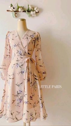 Simple Frocks, Trendy Dress Outfits, Muslim Fashion Dress, Classy Dress Outfits, Stylish Dress Designs, Modest Fashion Outfits, Outfit Summer, Classy Dress