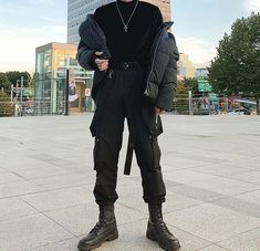 Men Outfits Techwear, Dark Streetwear Men, Mens Clothing Styles Techwear, Black Alt Outfits Men, Edgy Mens Outfits, Edgy Classy Outfits, Mens Alt Winter Fashion, All Black Outfit Men Techwear, Edgy Outfits Men