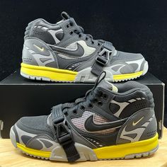 Nike Air Trainer 1 Sp Dark Smoke Grey Size 8.5 Dh7338-001 Mens Shoes >Brand New Never Worn And In Amazing Condition, Comes With Box! (Missing Lid) No Rips/Tears/Stains Anywhere On The Shoes. If You Have Any Questions Please Message Me And I’ll Get Back To You As Quickly As Possible. >If You Like This Pair Of Shoes You May Like Some Of My Other Pairs As Well, I Have Over 1,000 Pairs To Choose From I Give Discounts On All Bundles Nike Custom Gray Sneakers For Light Sports, Gray Outdoor Basketball Shoes With Round Toe, Gray High-top Basketball Shoes For Outdoor, Gray High-top Outdoor Basketball Shoes, Gray High-top Fade-resistant Running Shoes, Gray Low-top Basketball Shoes For Outdoor, Gray Low-top Outdoor Basketball Shoes, Fade-resistant Gray Basketball Shoes For Training, Gray Fade-resistant Basketball Shoes For Training