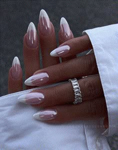 french manicure chrome pink nails almond shape. soft pink nails for the bride. Paznokcie Hello Kitty, Ombre Acrylic, Bridesmaids Nails, Unghie Sfumate, Kutek Disney, Chrome Nails Designs, Hippie Nails, Nagel Tips, White Nail Designs