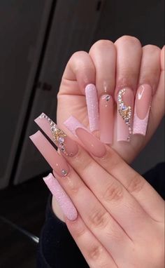 Bling Nail Ideas Acrylic, Pretty Birthday Nails Pink, Valentines Day Nails Acrylic Long Pink, Cute Nails Acrylic With Diamonds, 20 Bday Nails, Nail Ideas Jewels, Cute Rhinestone Nails, White Dramatic Nails, Neutral Nails With Bling