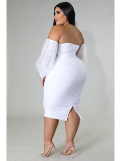 Introducing our stunning Plus Size Off-Shoulder Evening Dress in 4XL, designed to turn heads at any cocktail party or special event. This dress combines elegance and allure for a look that's sure to make a lasting impression.Key Features:Sexy off-shoulder design that adds a touch of glamour.Long sleeves for a hint of sophistication and style.A bandage-style bodice that contours your figure beautifully.A chic midi length that strikes the perfect balance between sophistication and allure.This dres Floral Dress Formal, Midi Dress Plus Size, Lace Formal Dress, Split Maxi Dress, Clubwear Dresses, Lace Dress Long, Long Sleeve Lace Dress, Ruffled Maxi Dress, Bodycon Midi