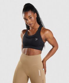 Black Energy, Gymshark Black, Gym Wear For Women, Gym Workouts Women, Energy Power, Supportive Sports Bras, Gym Workout Outfits, Printed Sports Bra, Gym Clothes Women