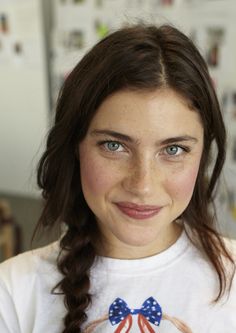 Anna Speckhart, Lip And Cheek Stain, Berry Lips, Full Brows, Cheek Stain, Minimal Makeup, Winter Makeup, Lip Colour, Fresh Face