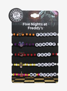 Make sure you're matching with your squad before you head to the Pizzaplex! This set of bead bracelets from Five Nights at Freddy's features your favorite animatronics' names spelled out  plus a chibi enamel charm of them. 3 Person Friendship Necklace, Character Themed Bracelets, Pokémon Bracelet, Cavetown Bracelets, Fnaf Bracelet Ideas, Fnaf Bracelet, Cool Beaded Bracelets, Naruto Bracelet, Matching Kandi Bracelets