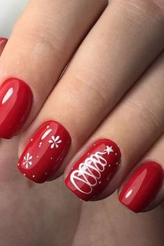 Get Classy Christmas Nail Art Designs This Year For A Festive Look! Small Snowflakes, Red Nail Art Designs, Red Nail Art, Pretty Nail Designs, Nail Swag