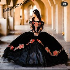 Charo Quinceanera Dresses, Mariachi Quinceanera Dress, Masquerade Gowns, Debutante Gowns, Quinceanera Dresses Mexican, Black Quinceanera, Gold Quinceanera, Cinderella Ball, Dresses Cinderella