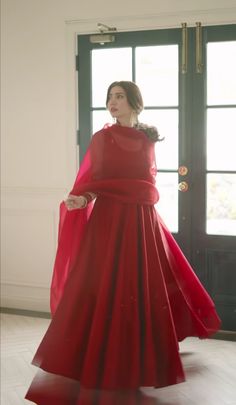 Mahira Khan In Red Dress, Red Eastern Dresses, Red Kurta Aesthetic, Peshwas Pakistani Anarkali, Red Dress Indian Suit, Farewell Party Dress Ideas Pakistani, Aesthetic Anarkali Suits, Red Traditional Dress Indian, Red Ethnic Wear Indian