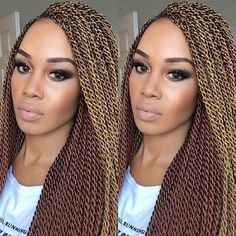 Senglease Twist Medium Long, Segalesse Twist Braids, Senegalese Braids Hairstyles, Sengalese Twists Highlights, Sangaleese Twist, Honey Blonde Senegalese Twist, Ghana Twists Hairstyles, Small Senegalese Twist With Color, Ombre Twists Senegalese