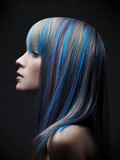 Light Blue Highlights In Brown Hair, Blue Highlights In Brown Hair, Brown Hair Straight, Light Blue Highlights, Highlights In Brown Hair, Streak Ideas, Color Streaks, Edges Hair, Blue Highlights