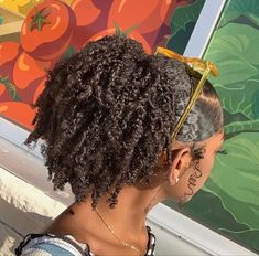 𝙋𝙞𝙣𝙩𝙚𝙧𝙚𝙨𝙩@𝙪𝙙𝙭𝙣𝙩𝙢𝙖𝙩𝙩𝙚𝙧 Girls Natural Hairstyles, Hairdos For Curly Hair, 4c Hair, Natural Hair Styles Easy, Hair Laid, Penteado Cabelo Curto