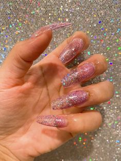 These are the most AMAZING light pink glitter nails acrylic coffin ideas, which include fun manicure ideas like cute baby pink glitter nail art ideas! If you’re looking for a stunning manicure that’s quite easy to execute, we definitely recommend trying out one of these long glitter nail designs featuring baby pink glitter nails coffin, or other glitter nail ideas! May Nails Ideas 2023, Nails Ideas Almond, May Nails Ideas, Almond Summer Nails, Nails Ideas 2023, Black Prom Nails, Summer Nails Short, Blue Prom Nails