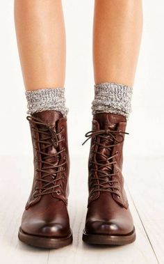 36 ideas boots brown awesome for 2019 #boots Tall Ankle Boots, Boots And Socks, Converse Outfits, Frye Veronica, Style Converse, Frye Boots, Combat Boot, Brown Ankle Boots