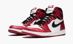 Air Jordan 1 Retro High OG "Chicago" - Stadium Goods Air Jordan 1 Mid Chicago, Jordan 1 Mid Chicago, Air Jordan 1 Chicago, Обувь Air Jordan, Nike Jordan Retro, Jordan Retro 1, Sneakers Vans, Baskets Nike, Air Jordan 1 Retro High Og