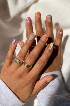 Nails And Rings, Kpop Nails, Smink Inspiration, Short Acrylic Nails Designs, Funky Nails, Fire Nails