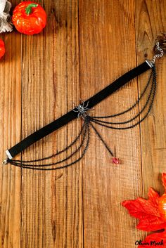 Olivia Mark - Seductive Black Spider Choker Jewelry Beaded Spider Web, Diy Tape, Beaded Spiders, Halloween Style, Choker Jewelry, Black Spider, Color Glaze, Jewelry Choker, Halloween Fashion