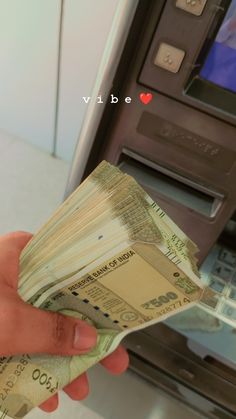 #moneymanagement Iphone Snapchat Story, Money Images Cash, Trading Snap, Call Time Pic, Iphone Snapchat, Cash Indian, Creative Snapchats, Money Images Cash Indian, Anniversary Wishes For Couple