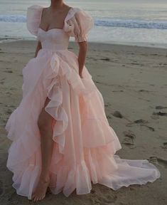 Long Prom Dresses, Romantic Weddings, Pink Long Prom Dresses, Prom Dresses Long Pink, Prom Dress Inspiration, Pretty Prom Dresses, Birthday Party Dress, Chiffon Prom Dress, Homecoming Dress