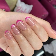 Gelish Inspo, Clear Glitter Nails, Nail Art Idea, South African Fashion, Beauty Nails Design, Pearl Nails, Sparkle Nails, Art Idea