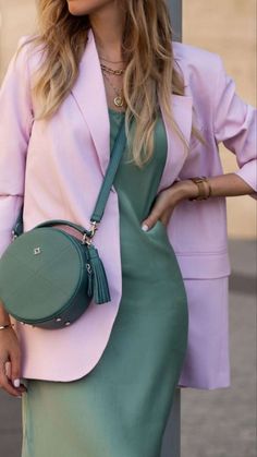 Colour Combinations Fashion, Color Combos Outfit, Color Blocking Outfits, Color Combinations For Clothes, 가을 패션, Colourful Outfits, Looks Style, Mode Inspiration, Outfits Casuales