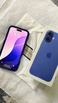 Iphone 16 Plus Ultramarine💎🪬 Iphone 16 Ultramarine, Iphone Photography, Smart Phone, Iphone Apps, Iphone 16, Luxury Living, Aesthetic Pictures, Vision Board