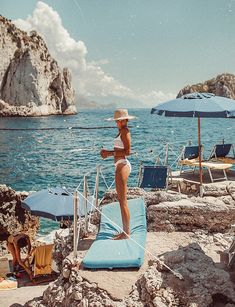 Capri Italia, Single Travel, Couple Travel, Travel Destinations Bucket Lists, Capri Italy, Destination Voyage, Sun Beach, Italian Summer, 인물 사진