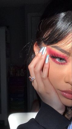 Stile Kylie Jenner, Beauty Make-up, Make Up Inspo, Pink Eyeshadow, Eye Make, Pretty Makeup, Artistry Makeup, Aesthetic Makeup, Beautiful Makeup