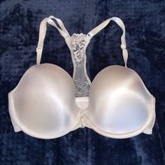 Sexy Bra Never Worn. Padded And On/Off Snap In Front. White Lace Bra, Satin Bra, 32d Bra, Sleep Wear, Bra Panty, Plunge Bra, Bra Styles, Bra Set, Bra Cups