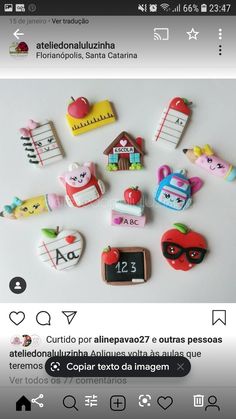 some cookies are laying on top of a white surface with words written in spanish and english