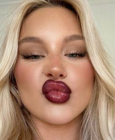 Brookelle Mckenzie, Makeup Bibir, Maquillage On Fleek, Swag Makeup, Dope Makeup, Makeup Obsession, Kiss Makeup, Fall Makeup, December 12