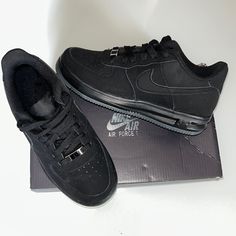 Dead Stock** Brand New/Original Box 2016 Nike Lunar Air Force 1!! Size 4y Black On Black With A Clear Sole Nike Black Sneakers For School, Kappa Slides, Nike Lunar Force, Nike Lunar, Girly Shoes, Black On Black, Dream Shoes, Kids Nike, Shoes Nike