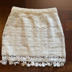 Xs But Fits More Like A S/M. Never Worn ! Pleaded Skirt, Paris Black And White, Ruffle Mini Skirt, White Mini Skirt, Faux Leather Mini Skirt, Party Skirt, Sequin Mini, Black Mini Skirt, Leather Mini Skirts