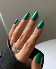 Summer Nails 2023, Short Nail Manicure, Cute Short Nails, Plain Nails, Nail Drawing, Diva Nails, Summery Nails, Short Nails Art, Polygel Nails