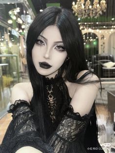 Korean Goth, Korean Makeup Black, Gothic Aesthetic Makeup, Korean Goth Makeup, Halloween Goth Makeup, Asian Goth Makeup, Goth Girl Makeup, Pretty Goth Makeup, Corporate Goth Makeup