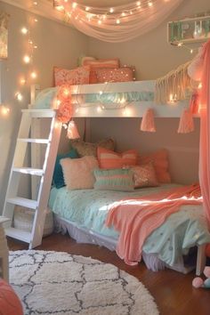 Sisters Bedroom Ideas, Preppy Bedrooms, Simple Kids Bedrooms, Preppy Bedroom Decor, Mermaid Girls, Preppy Bedroom, Dream Bedroom Inspiration, Big Girl Bedrooms