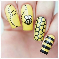 Bee Nail Designs, Nail Design Inspiration, Winter Nail Designs, Acrylic Nail Art, Yellow Nails, Unique Nails