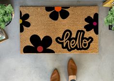 Retro Daisy Doormat Power Design, Gift For Newlyweds, Retro Daisy, Layered Rugs, Entry Way, Newlywed Gifts, Vibrant Flower