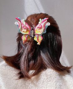 Hair Clips Aesthetic, Ballroom Dance Outfits, Hair Tie Accessories, Clip Design, Butterfly Hair Clip, Girly Accessories, Crown Hairstyles, Head Accessories