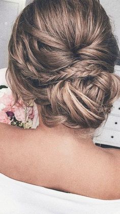 Wedding Hair Fishtail Braid, Wedding Hair Fishtail, Hair Fishtail Braid, Updo Low Bun, Bun Wedding Hair, Fishtail Braid Updo, Updo Messy, Low Bun Wedding Hair, Chignon Simple