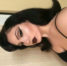 60s Bombshell Makeup, Chicana Lip Liner, Dark Vintage Makeup, Latina Alt Makeup, Vintage Pinup Outfits, Dark Makeup Looks Aesthetic, Pinup Makeup Looks, Mafia Wife Makeup, Mobwife Makeup