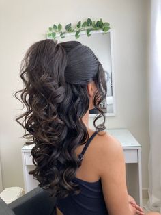 Simple Hairstyles For Quince, Damas Hair Styles, Hair Styles For A Quinceanera Damas, Cute Hairstyles For Damas, Quince Simple Hairstyles, Quinceanera Damas Hairstyles, Quince Hairstyles For Damas, Hair Styles For Damas Quince, Hair For Damas Quince