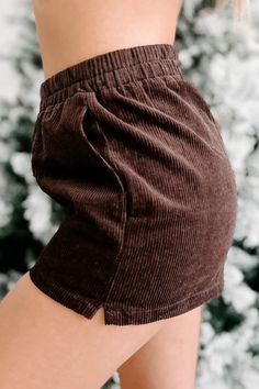 Fall Shorts Outfit Autumn, Fall Shorts Outfits, Corduroy Material, Corduroy Shorts, Pocket Shorts, Flying Monkey Jeans, Juniors Jeans, Wardrobe Inspiration, Night Wear