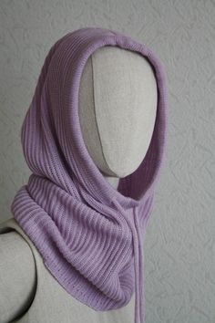 Stay warm and stylish with our handcrafted merino wool hoods, designed for both comfort and versatility. Made from 100% soft, breathable merino wool, these attachable balaclava for men with adjustable strings are perfect for chilly autumn and winter days.  The natural properties of merino wool help regulate temperature while keeping your head, ears, and neck cozy. Chunky knit pattern to match your style. Made with care and ethically sourced materials. One size fits all. Ideal warm gift idea. Care: * hand wash in lukewarm water with fine detergent, * gently pull into shape, * lay flat to dry. All my knits are made by myself ! -------------------------------------- Thank You for stopping by RistinaKnittingJazz ;) Hooded Cowl, Knitted Balaclava, Chunky Knitting Patterns, Knitted Hood, Knit Pattern, Winter Days, Perfect Gift For Her, Winter Accessories, Yarn Crafts