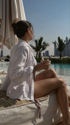 Pool Vibes Aesthetic, Pool Poses, Beach Vibe, Spa Day, Summer Aesthetic, Dubai, Spa, Pool, Photography