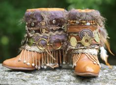 Custom upcycled REWORKED vintage boho boots by TheLookFactory Boho Door, Boot Design, Boho Jeans