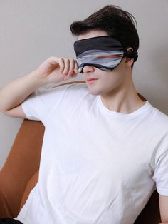 This sleep mask pattern is our original illustration design. Black is the transition between dawn and night. Midnight Blue is the gentle and calm waves at midnight. Pink is the beautiful galaxy in the Milky Way. Our design ensures that the sleep mask is large enough to cover the eyes, completely covering the eyeballs and fit most face sizes. Contoured perfectly for your face regardless of sleep position. This sleep mask has an elastic strap at the back, suitable for head circumference 43cm - 60c Sleep Mask Pattern, Beautiful Galaxy, Silk Sleep Mask, Mask Pattern, Hair Bonnet, The Milky Way, At Midnight, Face Sunscreen, Original Illustration