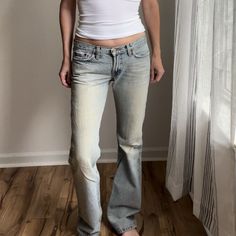 Vintage Lucky Brand Low Rise Bootcut/Flare Denim Jeans In A Light Wash. In Great Used Condition!!! These Jeans Have A Y2k Dose Of Low Rise, See Measurements In Photos. Intentional Distressing Around Bottom Cuffs, See Photos. Zipper Fly. 100% Cotton Size 6/28 Model Is 5’6” 115lbs Low Rise/ Hip Hugger Zip Fly Featuring Coveted Mark Of Vintage, "Lucky You" Clover Zipper Flare Bottoms Extremely High Quality Rare To Find Like New Highly Collectible Vintage Please Take Measurements Into Consideration When Determining Fit. Marked As A Women's Size 6/28, Measurements Are Taken While Laying Flat And Are Approximate. Waist: 15" Hip: 19" Inseam: 31" Rise: 8" Low Rise Bootcut Jeans Outfits, Y2k Low Rise Jeans, Flare Bottoms, Low Rise Bootcut Jeans, Vintage Denim Jeans, Low Rise Flare Jeans, Flare Denim Jeans, Jeans Light Wash, Jeans Y2k