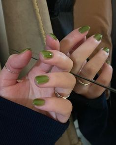 Spring Green Nails, Green Nail Design, Gel Polish Nail Designs, Gel Colors, Manicure Inspiration, Green Nail, Gel Nail Colors, Jelly Nails, Nail Jewelry