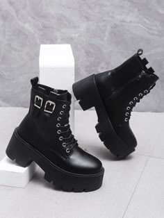 Boots For Teenage Girl, Girly Shoes Boots, Botas Grunge, Combat Boots Heels, Grunge Shoes, Grunge Boots, Platform Combat Boots, Half Boots