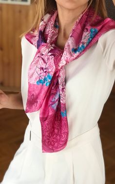 ❤ Description: This is a beautiful hand design with a 100% silk scarf. This can be a unique gift for women. The scarf is a fantastic size so can be used as either a lovely soft neck scarf or as an evening wrap. It would make a great gift for a good friend or for mum! ❤ GIFTS: We can ship our scarfs directly to your gift recipient. We'd be happy to include a complimentary gift note. Please send us the text you'd like us to use in the personalization section. ❤ CARE INSTRUCTIONS: Wash in lukewarm Luxury Pink Scarf For Gift, Scarf Silk Outfit, Green Sweater Outfit, Evening Wrap, Evening Wraps, Stylish Outfits For Women, Mum Gifts, Stylish Outfits For Women Over 50, Outfits For Women Over 50